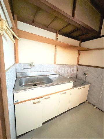 中屋住宅のキッチン