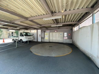 【駐車場】 | 機械式駐車場です。
