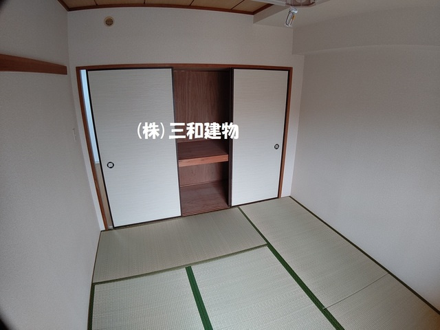 シャトーサンハイムの収納|同間取り別室3階の参考写真になります