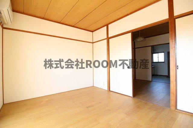 大王ハイツの寝室