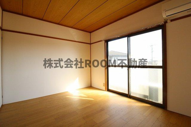 大王ハイツの寝室