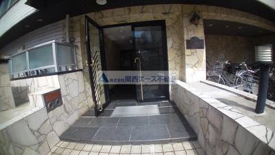 【エントランス】 | 小阪CTハウス