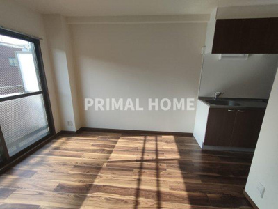 【居間・リビング】 | Route 16 Seiwa | こちらのリビングで趣味の時間をお楽しみください