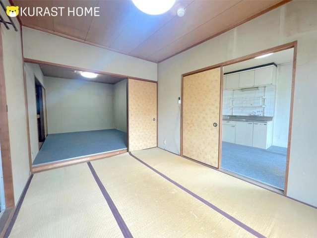 ヴィーヴル向日 の和室