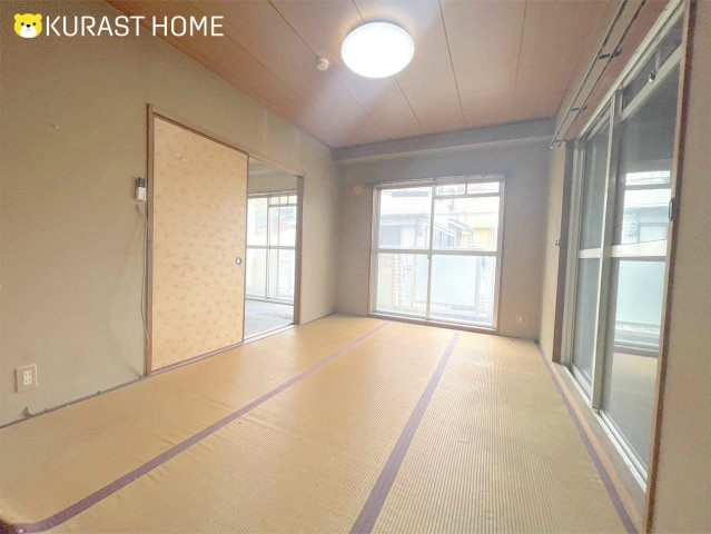 ヴィーヴル向日 の和室