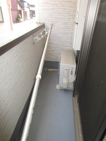 フジパレス塚本Ⅴのバルコニー