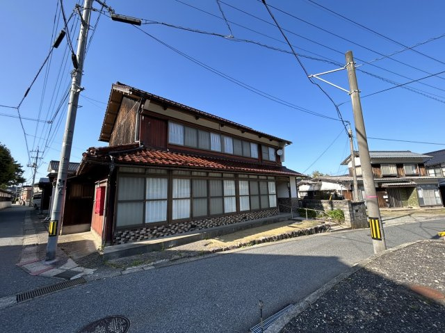 【前面道路含む現地写真】の画像