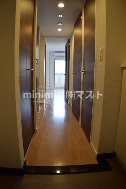 サンセリテ至誠会松崎町の玄関