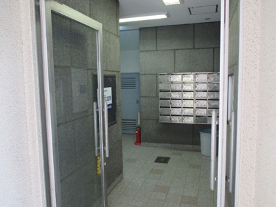 【エントランス】 | サンフラッツ新大阪本館 | エントランス