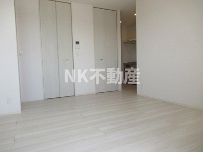 【居間・リビング】 | セレナヴィラ小阪W（河内小阪賃貸） | 洋室です