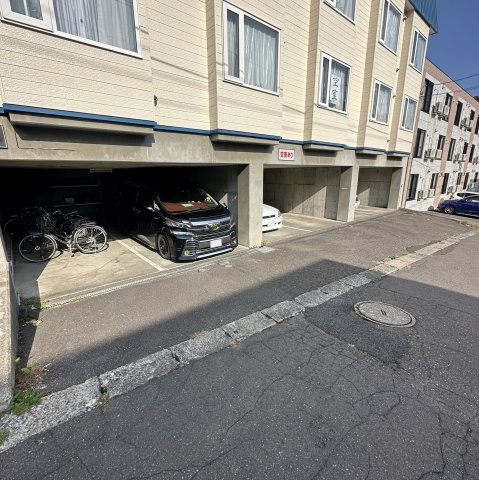 さくら館の駐車場