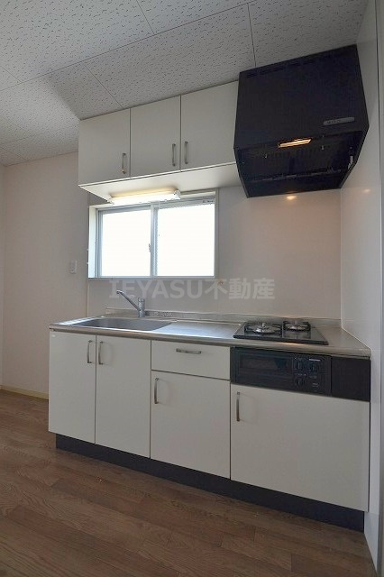 広島市西区大宮３丁目の賃貸マンションのキッチン