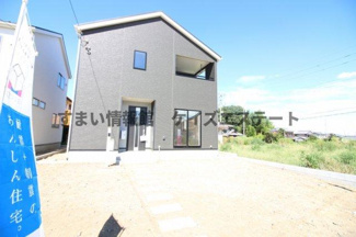 【外観】 | 【2号棟】全居室6帖以上のゆったりとした間取の4LDK新築住宅☆
