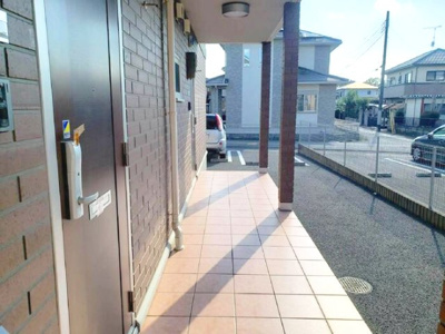 【エントランス】 | ラウンド ヒル