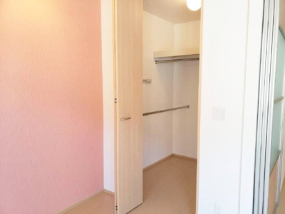 【収納】 | ラウンド ヒル | ウォークインクローゼット