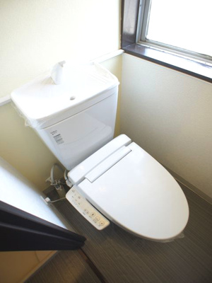 【トイレ】 | アワノハイツ | 温水洗浄暖房便座機能付きです♪