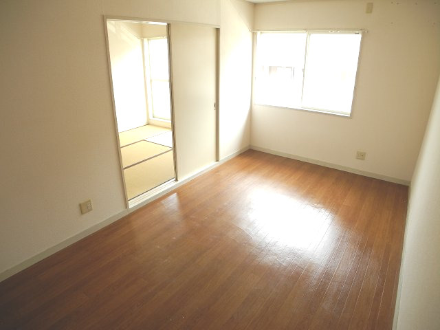 サニーハイツわし崎Aの内装