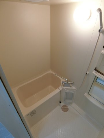 サン・ルミエールB棟の浴室