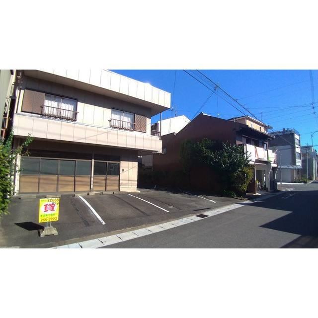 高森町１丁目駐車場の外観