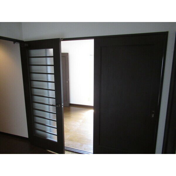 ロマネスク東町の内装