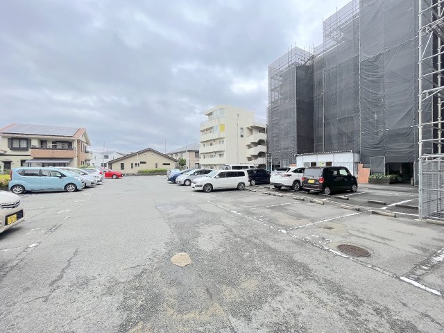 藤和奈多ハイタウンの駐車場