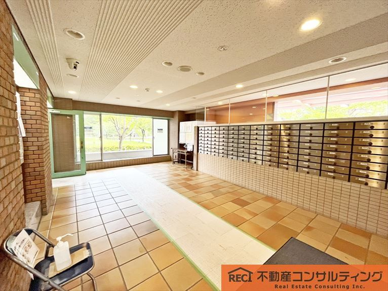 RICウエストコート7番街3番館のエントランス
