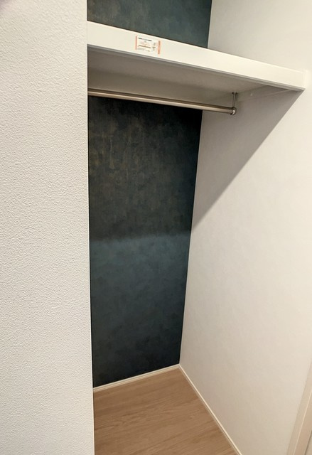 直方市大字感田のアパートの収納