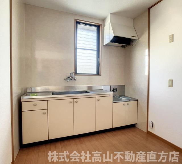 レフィナード木屋瀬のキッチン