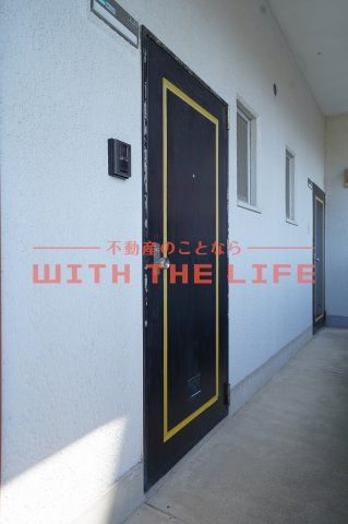 アールズプレイス城南【キャッシュバック対象物件】のエントランス|ゆとりのあるエントランスです