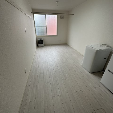 ハイツラポートＣの居間・リビング