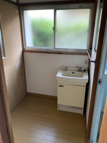 駿河台一戸建の洗面所