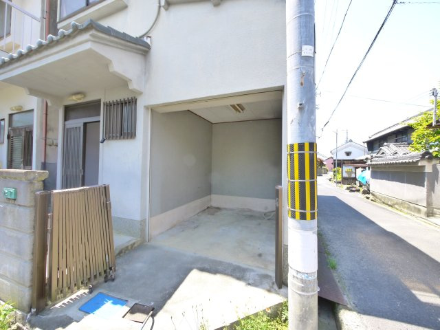 多賀住宅（川西町）の駐車場|駐車スペースもあります