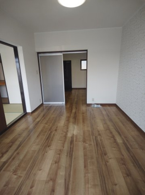 【洋室】 | NJマンション本町 | 明るい洋室です