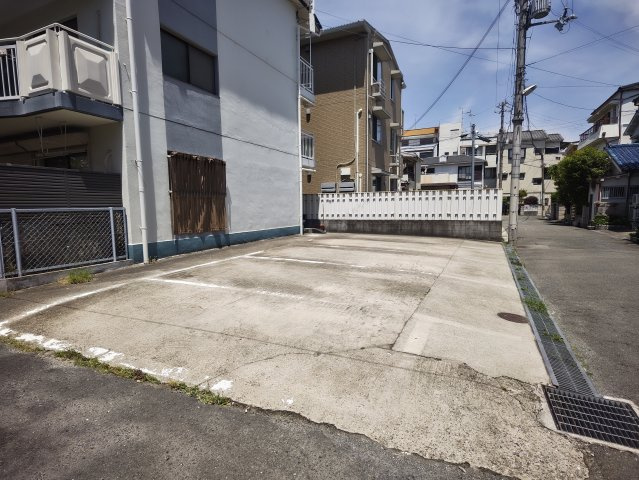 NJマンション本町の駐車場|駐車場です