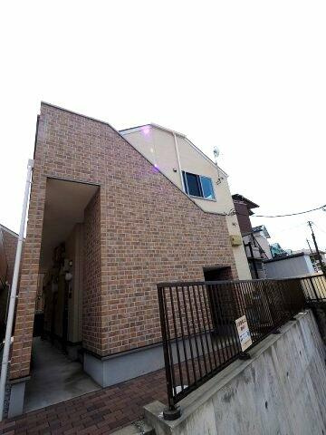 バイカラーの外観