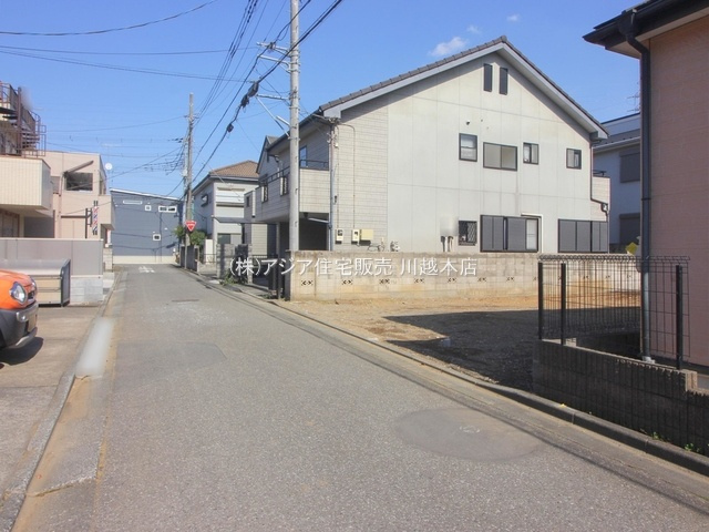 月々７万円台～　新築戸建　川越市脇田新町第1期の前面道路含む現地写真|北西側4.0ｍ公道