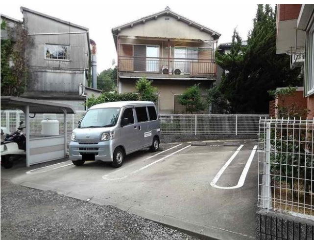 ドミール5の駐車場|☆神戸市垂水区　ドミール5☆
