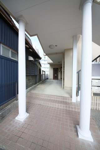 エミコスⅠのエントランス