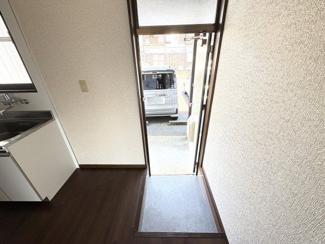 カギナカハイツAの玄関