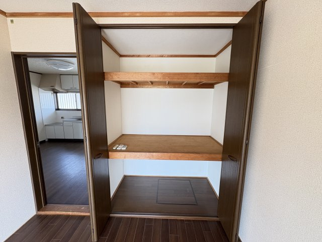 カギナカハイツAの収納