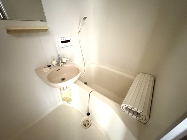 カギナカハイツAの浴室