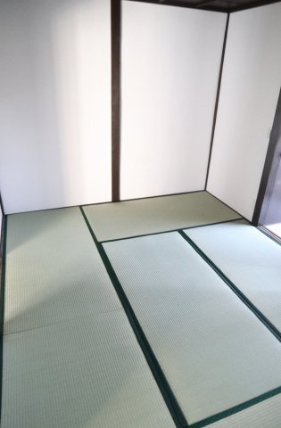 前島アパートの和室