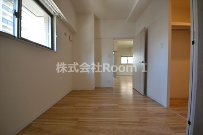 【居間・リビング】 | ラヴィベール上町台 | ゆったりとしたリビングです