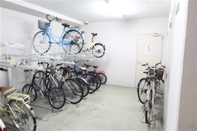 【駐車場】 | ヴィラタワー谷町