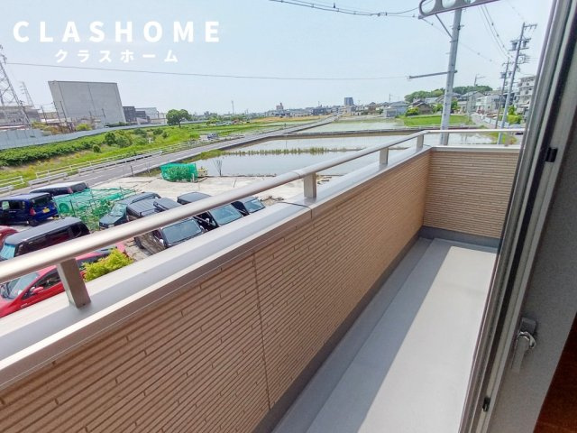 南天白一戸建てのバルコニー