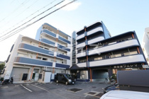 エイト摂津の画像