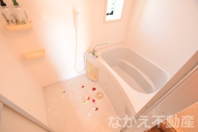 【浴室】 | 日々の疲れを癒すお風呂付です