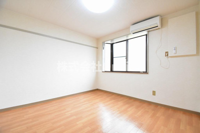 【寝室】 | ロイヤル俊徳Ⅱ