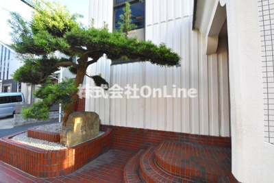 【エントランス】 | ロイヤル俊徳Ⅱ