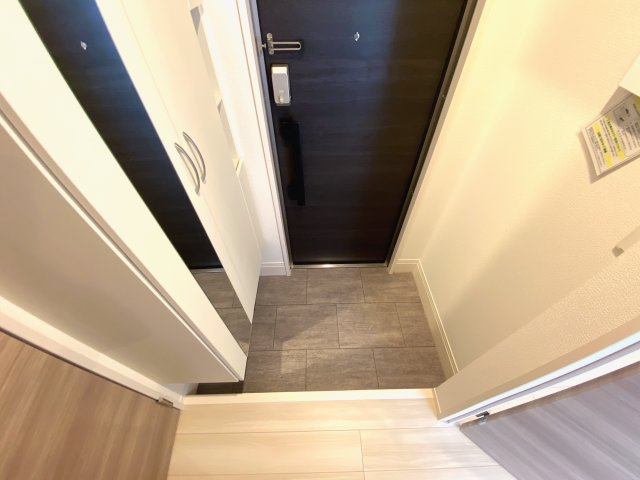 パストラル大美野の玄関